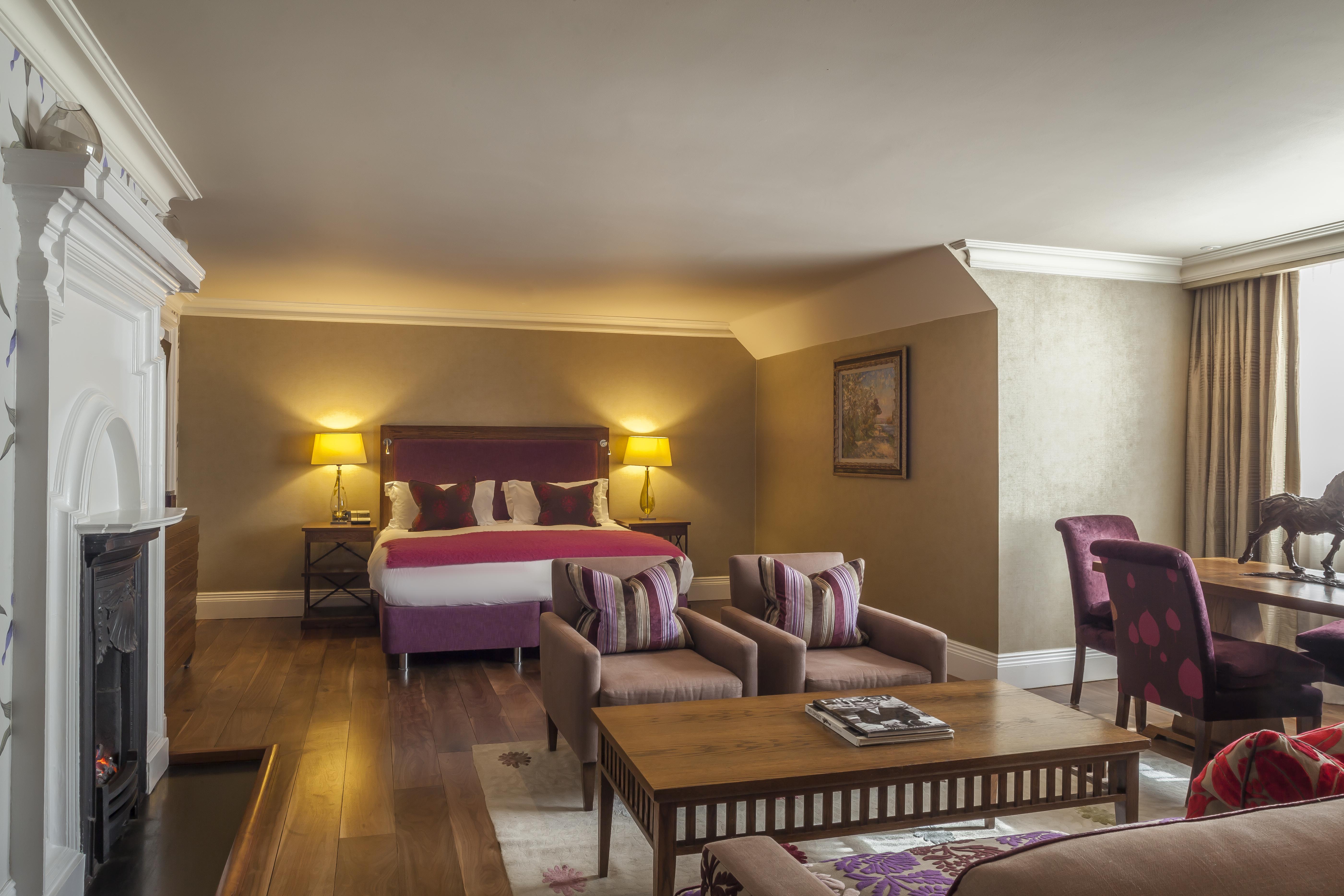 The Roseate Reading Hotel Luaran gambar A suite at the hotel