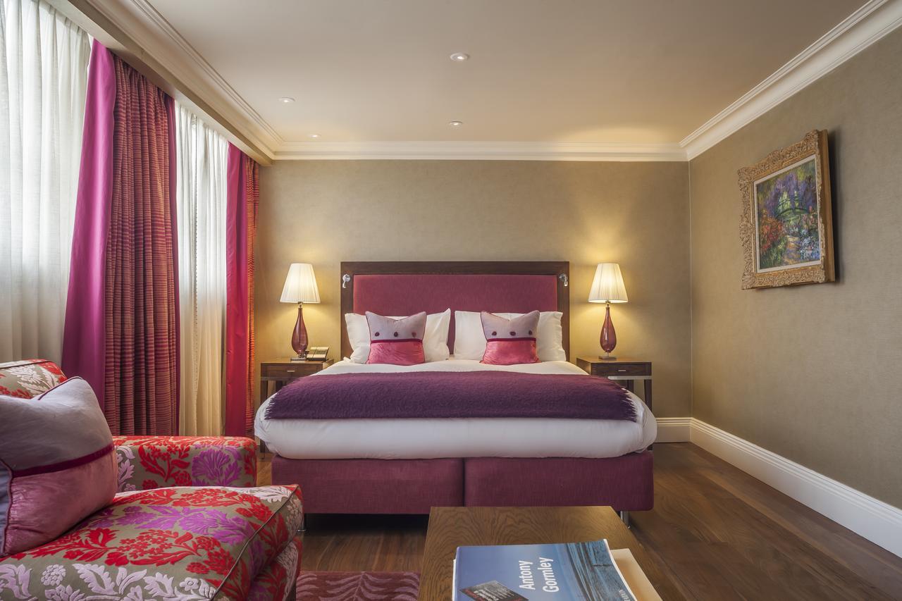 The Roseate Reading Hotel Luaran gambar A bedroom at the hotel