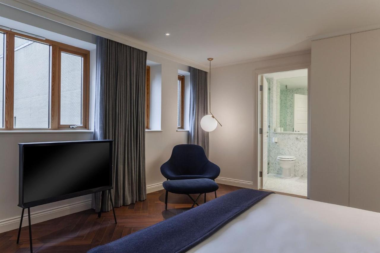 The Roseate Reading Hotel Luaran gambar A bedroom at the hotel